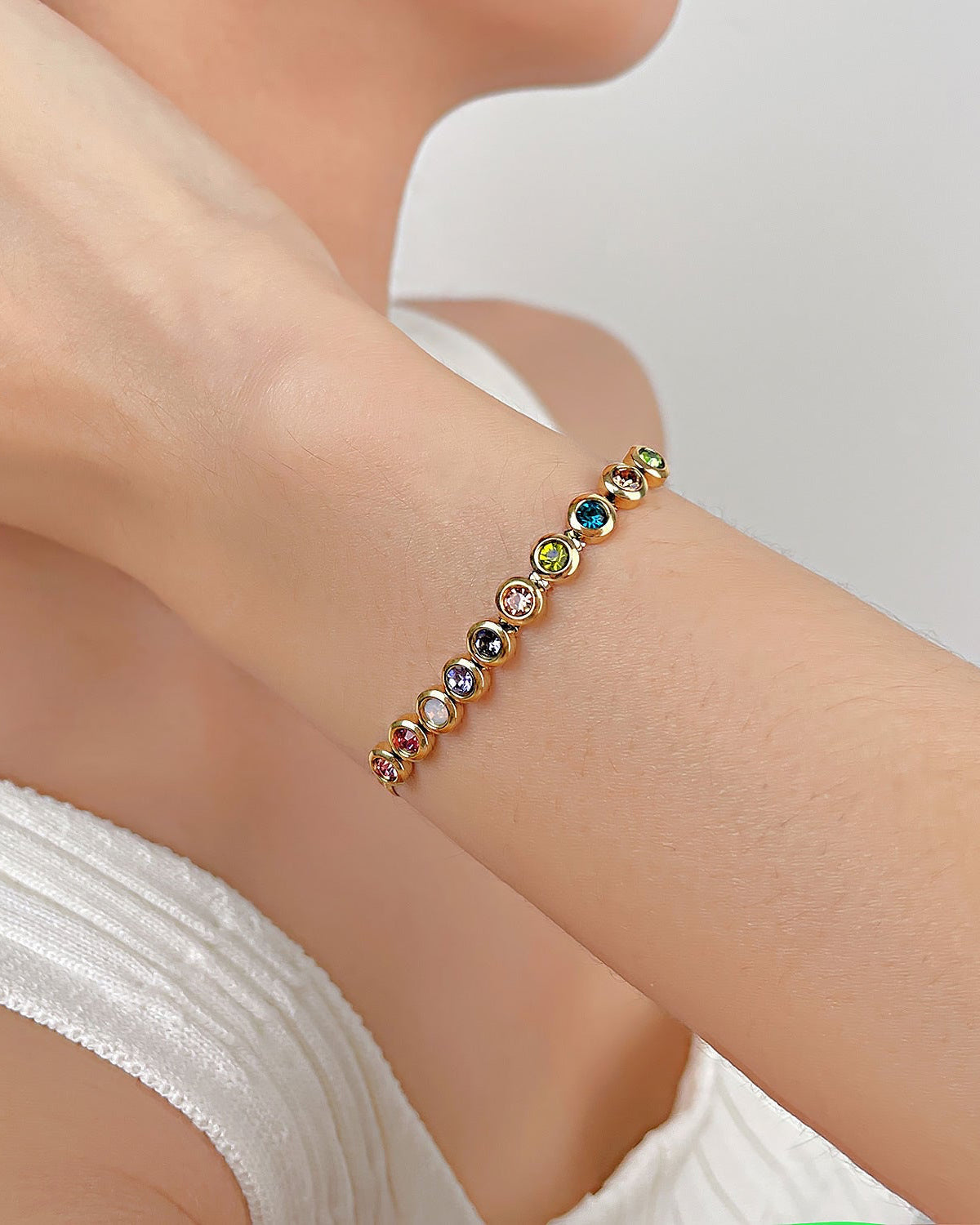 Dámsky Zlatý Náramok - Snake Chain & Multicolour Zircon