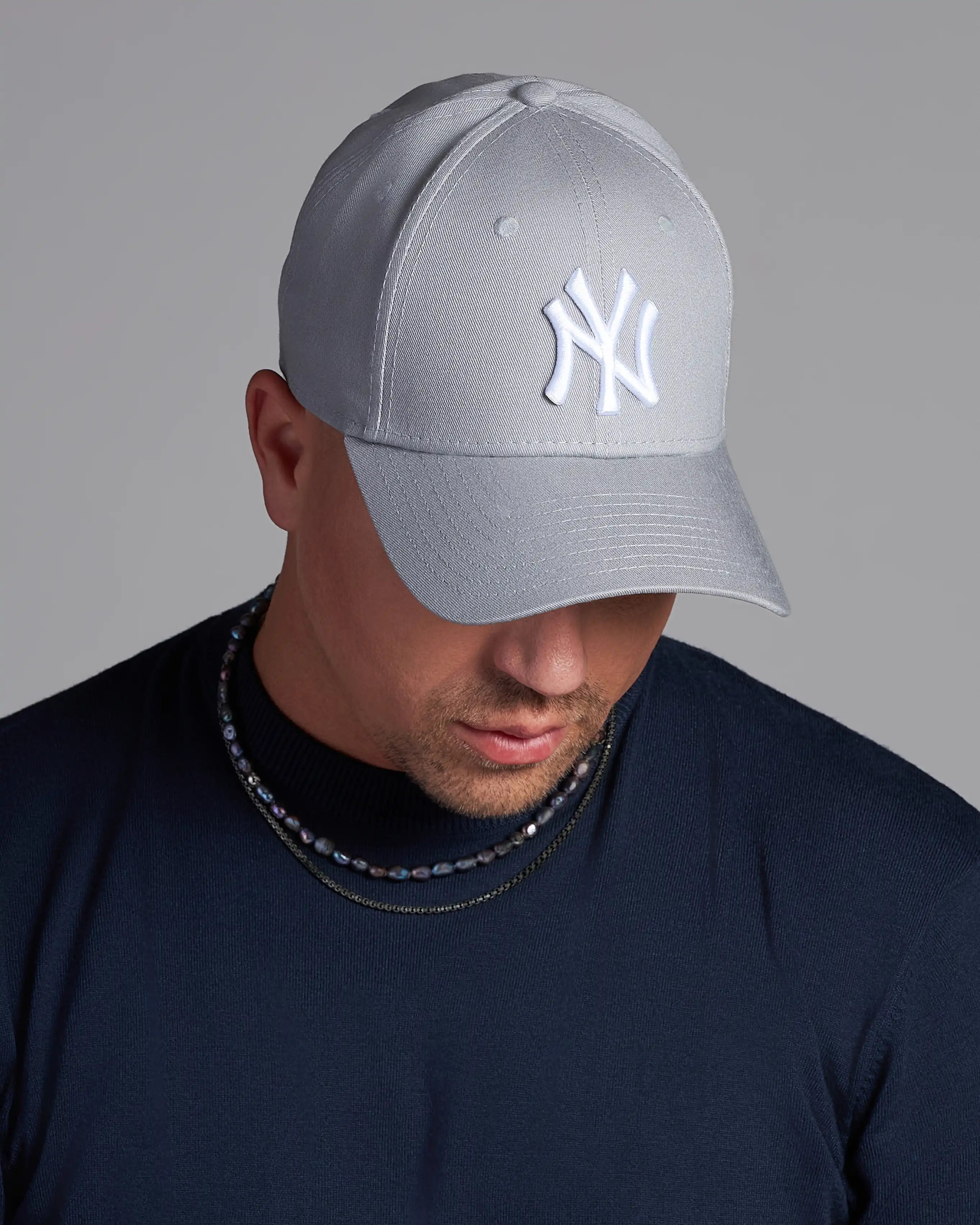 Pánsky Korálkový Náhrdelník - Dark Pearl & Silver